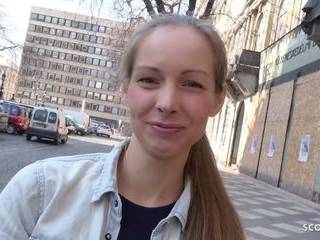 Подглядки под юбку